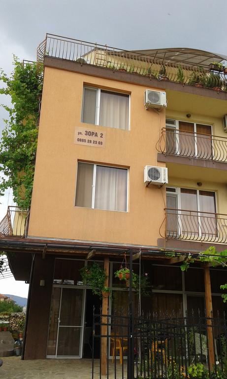 Zora Guest House Πριμόρσκο Δωμάτιο φωτογραφία