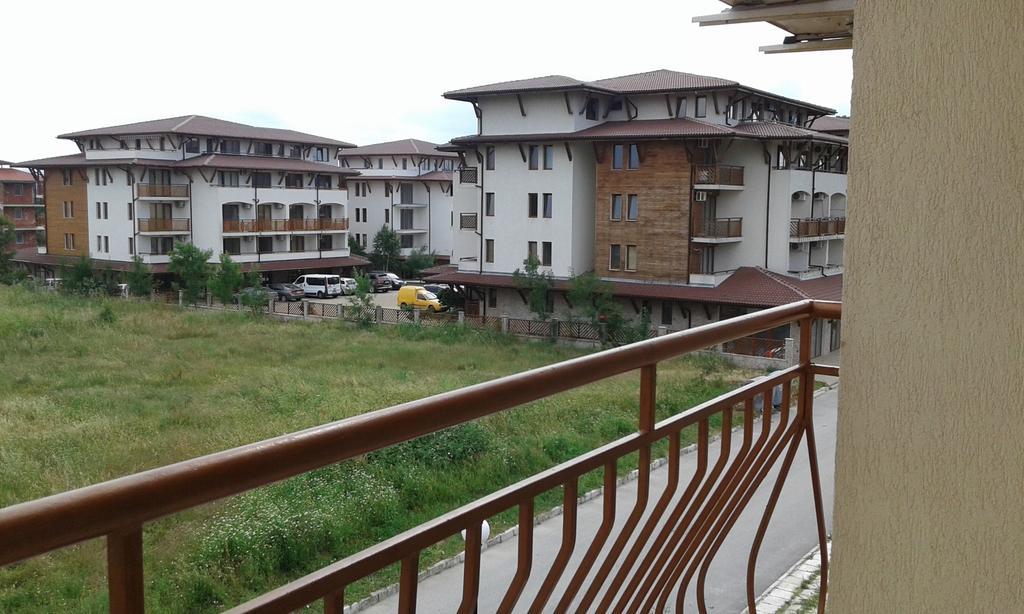 Zora Guest House Πριμόρσκο Εξωτερικό φωτογραφία