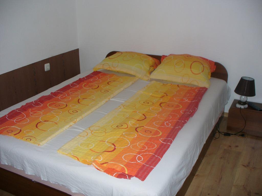 Zora Guest House Πριμόρσκο Εξωτερικό φωτογραφία