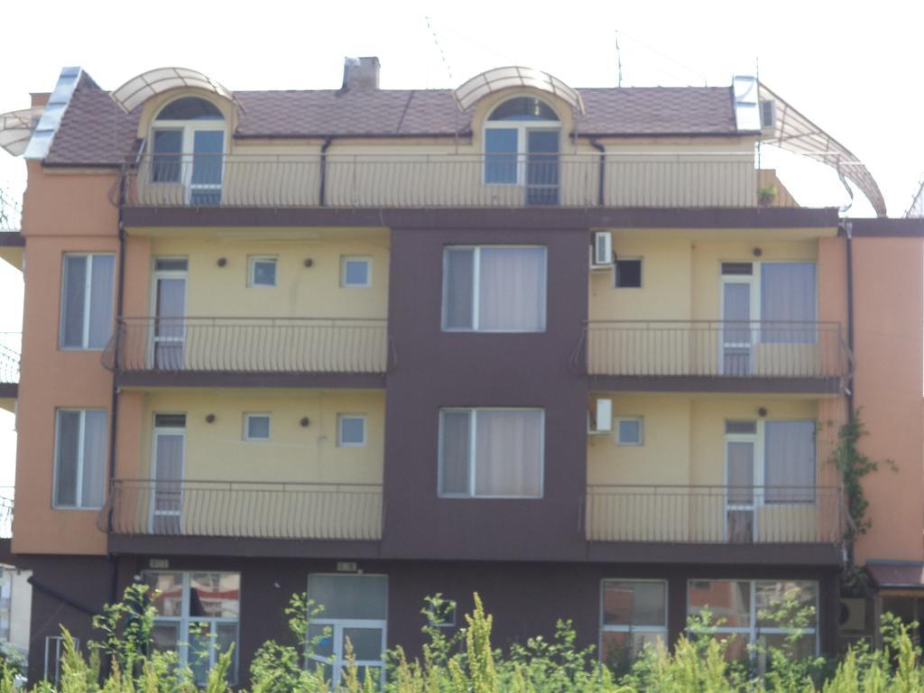 Zora Guest House Πριμόρσκο Δωμάτιο φωτογραφία